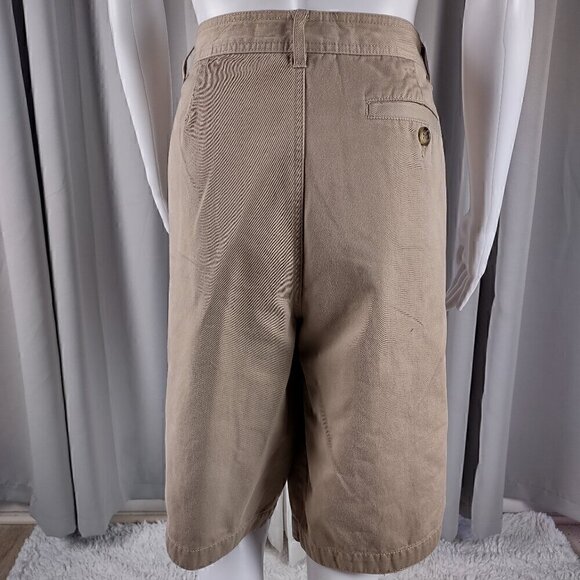 Liz Claiborne Women's 100% Cotton Tan, Beige, Khaki Three Pocket Shorts. Size 14 - Picture 4 of 10